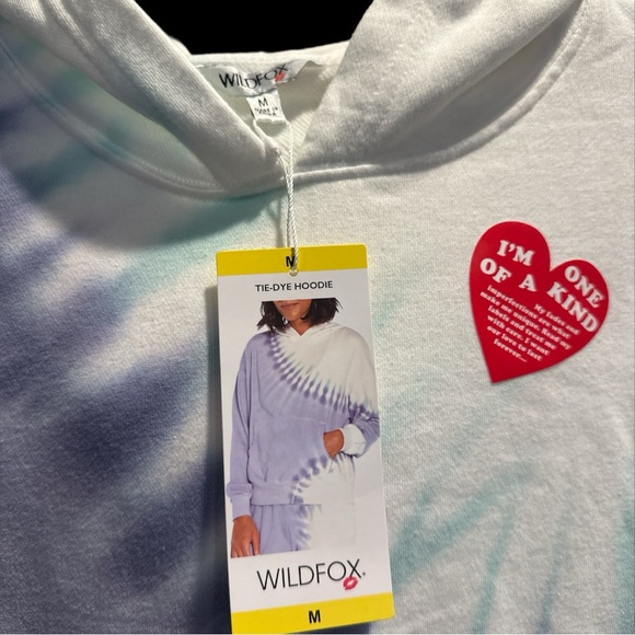 NWT WildFox Tie-dye Hoodies Size Medium - Picture 3 of 5